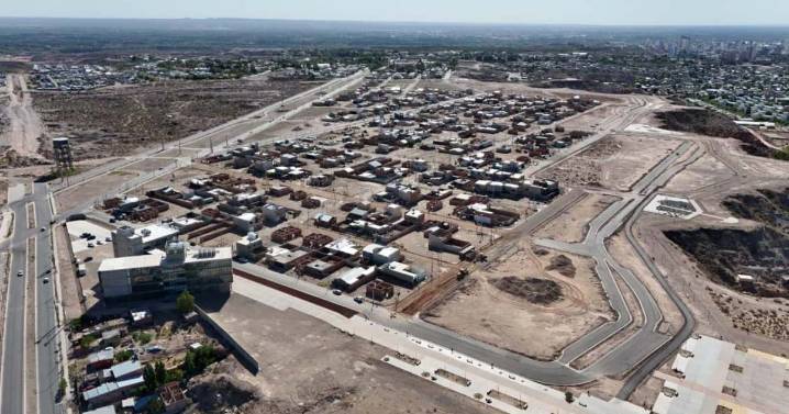 Una nueva avenida al Polo Científico de Neuquén: suman 50 cuadras de asfalto y una inversión de $4000 millones