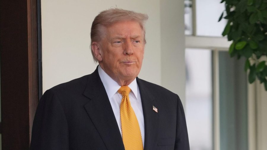 Ex-Trump aide says ‘White House needs to course correct’ on economic messaging