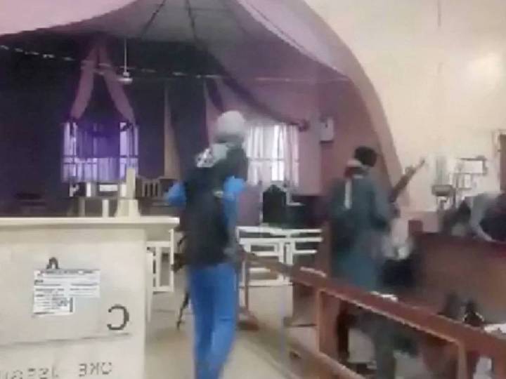 Grupo armado secuestra a decenas de alumnas en una escuela católica de Nigeria