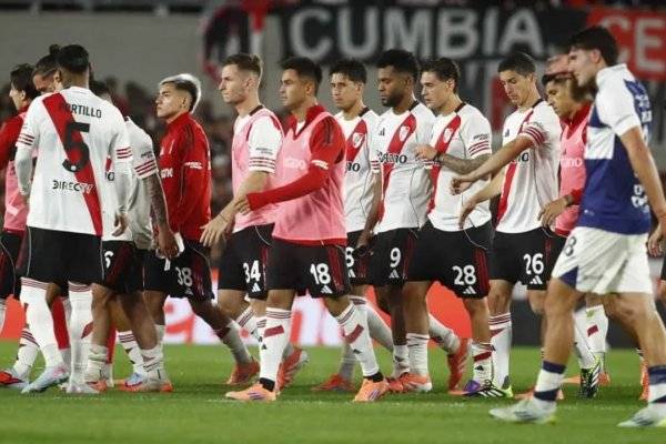 Los memes de River, que perdió con Gimnasia y Borja falló un penal en el minuto 97
