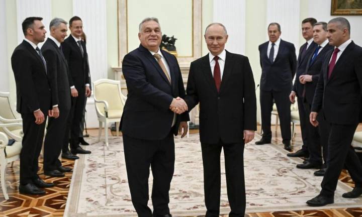 Putin y Orban se reúnen en Moscú