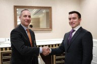 Gobierno de Ecuador anuncia que destinará crédito a comprar medicinas