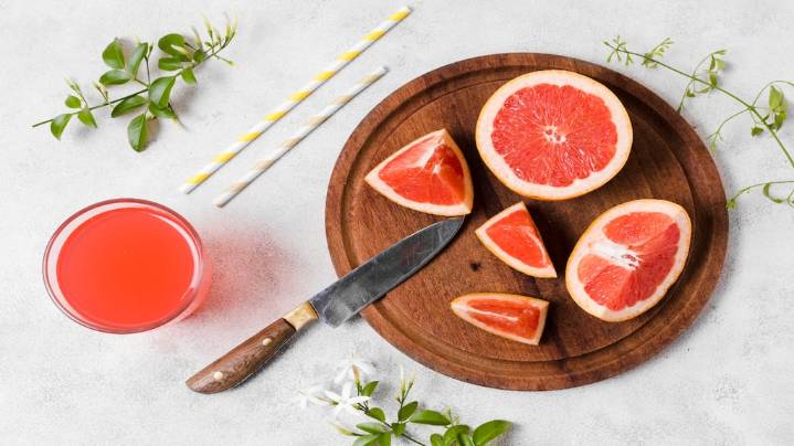 Dejar cáscaras de pomelo en vinagre durante diez días: para qué sirve y por qué recomiendan su uso
