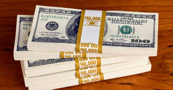 $50,000 home equity loan vs. $50,000 HELOC: Which is cheaper after the October Fed rate cut?