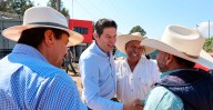 Expresa Alfonso Martínez su solidaridad a productores del área rural