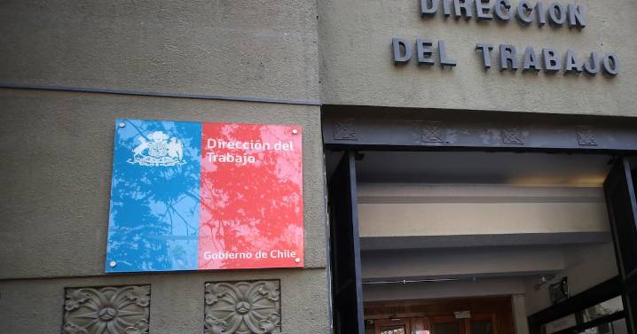 DT fiscaliza jornada electoral y constata incumplimientos en seis regiones: 111 trabajadores afectados