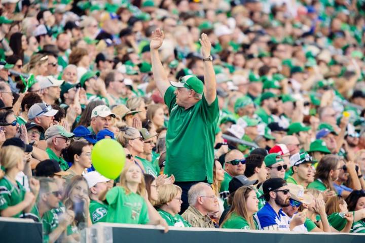 Saskatchewan Roughriders hope to turn road Grey Cup game into home game in hostile Winnipeg territory
