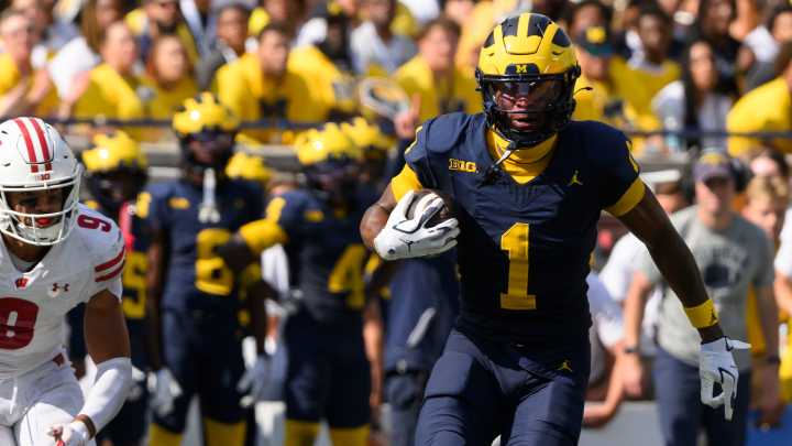 Michigan gets boost in AP poll after bye week