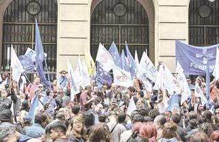 Sector público pide un ajuste real del 2% y un  piso salarial muy por sobre el sueldo mínimo