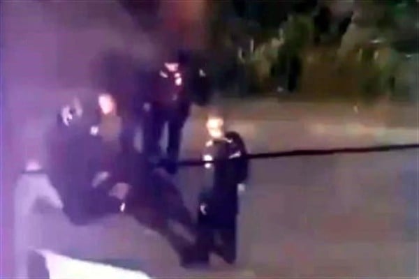 Video: Investigan a 3 policías por muξrtξ de un detenido