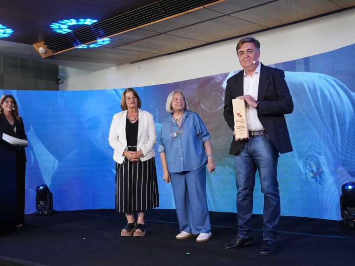 Se entregó el Premio Docentes que Inspiran 2025: un profesor de Misiones, el ganador entre los seis finalistas