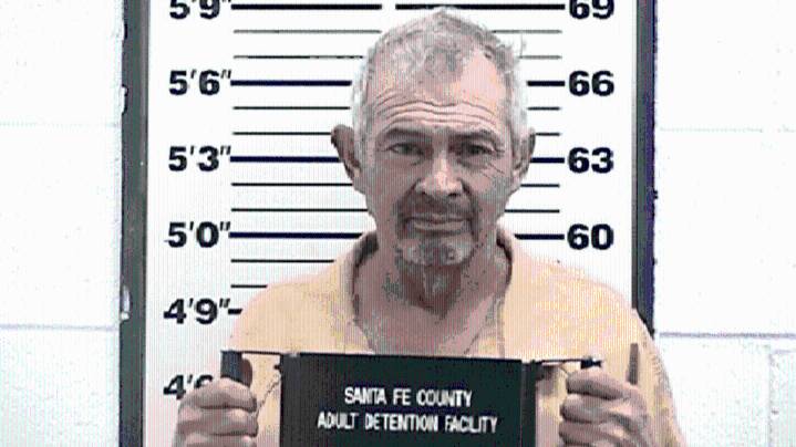 Santa Fe man accused of offering teen money to get in vehicle multiple times, per court documents