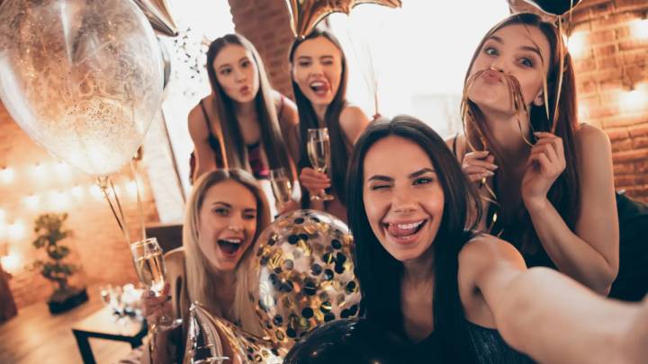 Por qué se celebra el Día del Soltero este 11 de noviembre: el origen de este día de descuentos