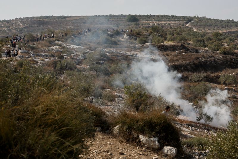Israeli settler attacks against Palestinians reach record number in October, U.N. says