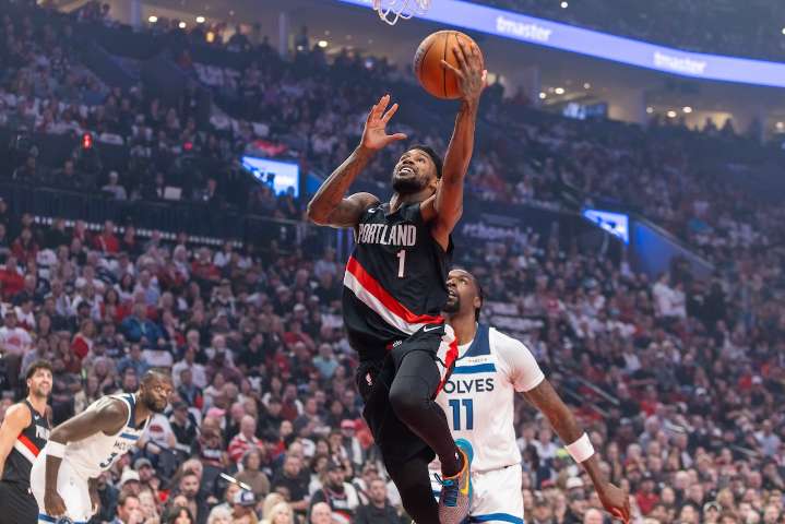 Trail Blazers’ Blake Wesley sidelined indefinitely after suffering foot fracture