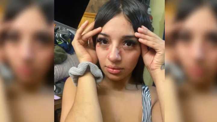 Le pegaron entre diez en un boliche por "hacerse la linda"