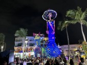 Develan catrina monumental en el Faro del Malecón de Puerto Vallarta