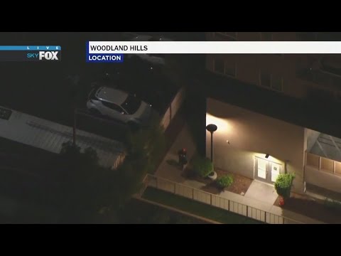Full Chase: Suspect runs into Woodland Hills apartment