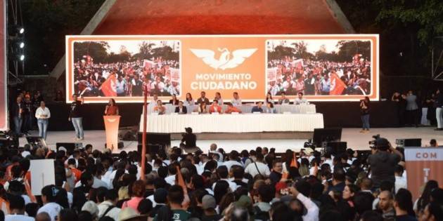 MC toma protesta a comisiones municipales de la ZMG