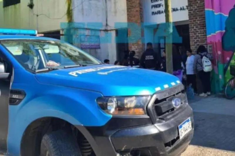 Batalla campal en la escuela: una pelea estudiantil derivó en un enfrentamiento entre docentes y padres