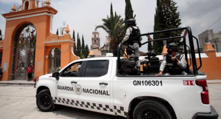 Roban fusiles G36 de base de la Guardia Nacional y lanzan fuerte operativo de búsqueda en Puebla