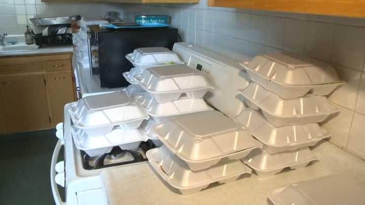 Thrive Mahoning Valley distributes free meals to those in need