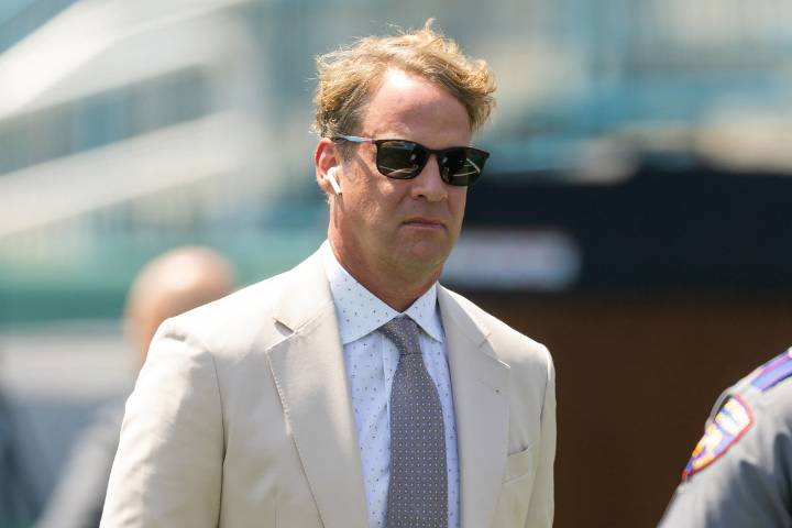 LSU’s $144M Power Play for Lane Kiffin Confirmed by Insider Amid Brian Kelly Drama LSU is ready to go all in on bringing Lane Kiffin along with paying former head coach, Brian Kelly his dues on condit