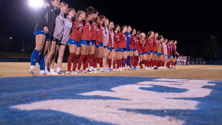 Kansas women’s soccer beats Louisville to advance in NCAA tournament