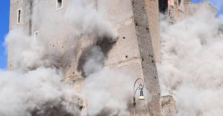 Muere el trabajador que quedó atrapado tras el derrumbe de la Torre dei Conti en Roma