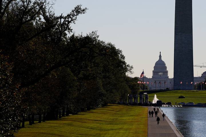 Government shutdown drags on as Republicans, Democrats dig in