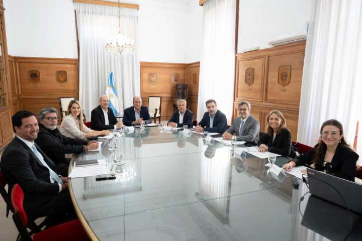 El Consejo de Mayo se reúne por última vez el miércoles con eje en la reforma laboral