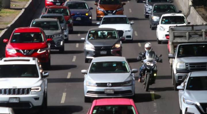 Morena agita el país con plan para cobrar tenencia en los 32 estados