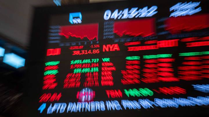 Global markets are sliding. Here's how to bulletproof your portfolios, according to experts