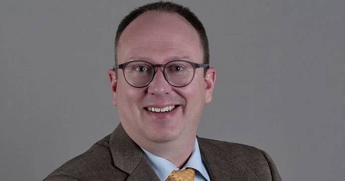 SCC board chooses former educator, IT manager to fill vacancy