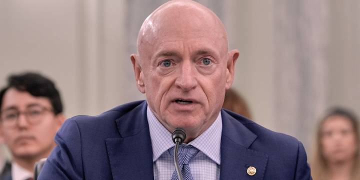 FBI seeks interviews with Democratic lawmakers who urged US troops to defy illegal orders