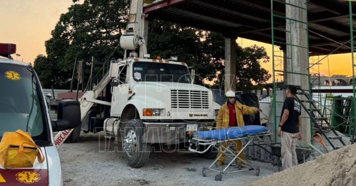 Cae obrero desde cuarto piso en Tampico; rescate moviliza a param?dicos