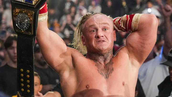 Spoiler: Member Of Raw Roster To Challenge Ilja Dragunov On Tonight's WWE SmackDown