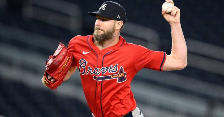 Braves exercise options on Sale and Albies, turn down Johnson and Kinley