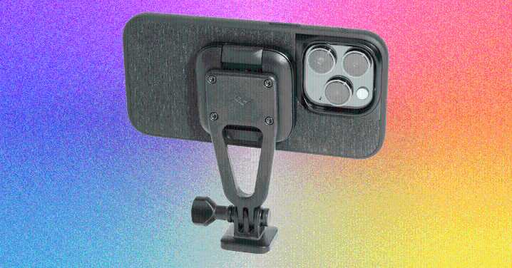 This is the Camera Gear You Need for Your Smartphone