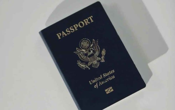 EU emite una directiva sobre pasaportes… y un mensaje a las personas trans