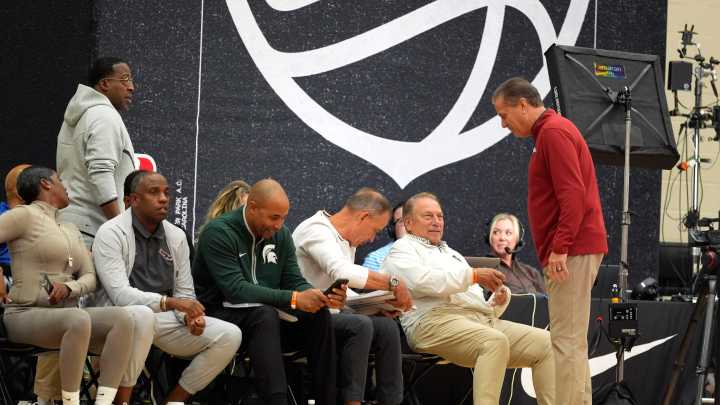Michigan State basketball, Tom Izzo ready for John Calipari, Arkansas