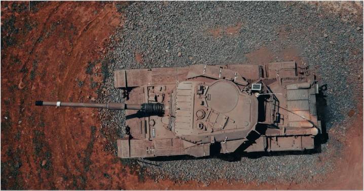 What It Means When a Tank Starts Going in Circles