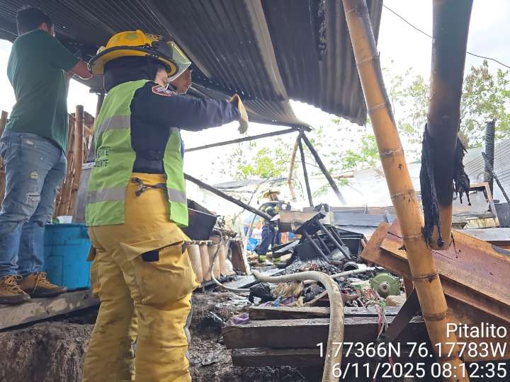 Bomberos de Pitalito y Aipe atendieron emergencias por incendios estructurales