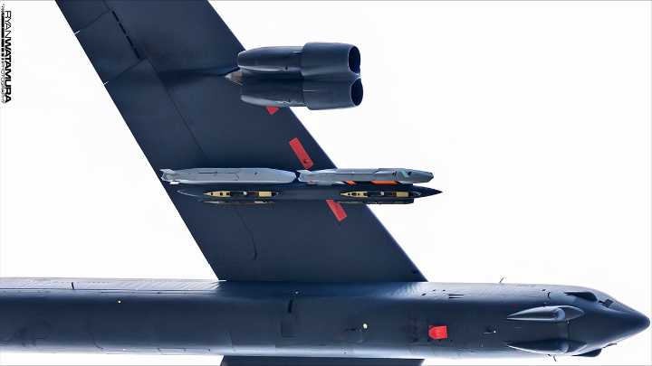 B-52 Spotted for the Second Time Carrying Air Force’s Next-Gen Stealth Nuclear Cruise Missile