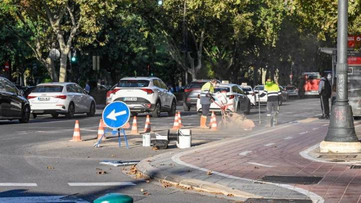 El Ayuntamiento de Valencia inicia los trabajos para mejorar la velocidad comercial de la EMT en la avenida de Blasco Ibáñez