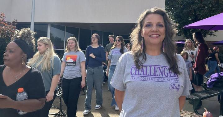 Challenger Early College High School celebrates 20 years, dedicates space to former employee
