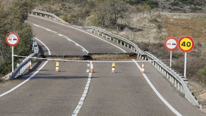 Un pueblo sevillano partido en dos tras el paso de la borrasca Claudia
