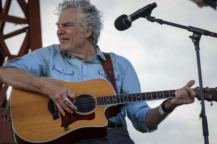 'The perfect song': Remembering Gordon Lightfoot and the Edmund Fitzgerald