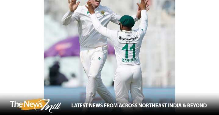 Bavuma, Harmer shine as India sink in another Test against quality spin; lose first Test in Kolkata since 2012