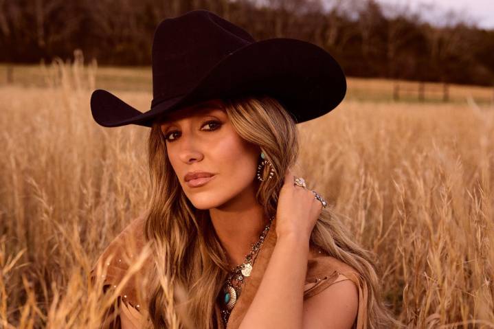 Lainey Wilson & Kelsea Ballerini Bring the Charts to Oz With Hot Country Songs Moves for ‘Somewhere Over Laredo’ & ‘Emerald City’